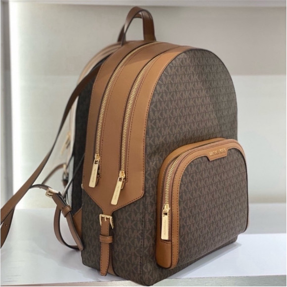 Michael Kors Large Jaycee Backpack Brown - Picture 8 of 11